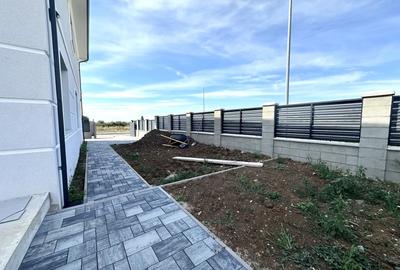 Duplex cu 5 camere cu Canalizare în Giarmata - 12