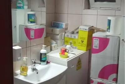 Spațiu comercial, de 70 mp, în Central - 1