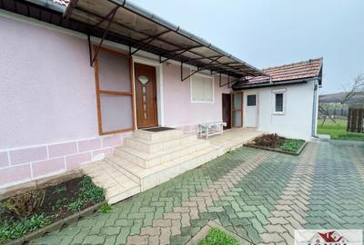 Casă individuală cu 2 camere cu Teren 1050 Mp în Drașov - 1