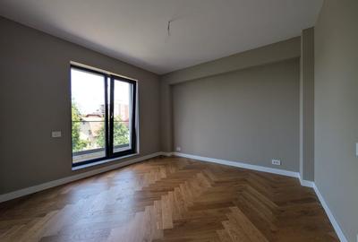Apartament cu 3 camere decomandat în Băneasa - 4