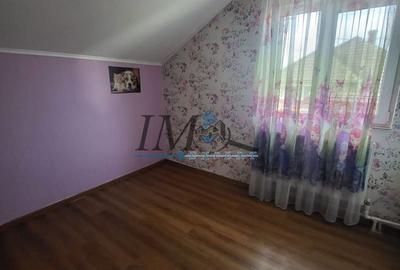 Casă cu 4 camere cu Teren 640 Mp în Central - 3