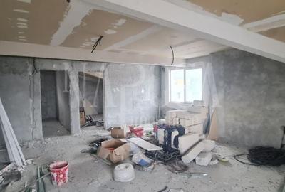 Apartament cu 3 camere semidecomandat în Florești - 1