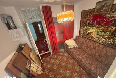 Apartament cu 2 camere decomandat în E3