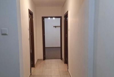 Apartament cu 2 camere decomandat în Turda