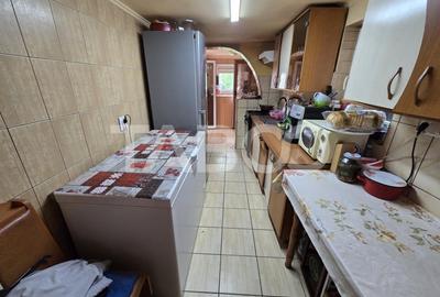Casă individuală cu 6 camere cu Canalizare în Trei Stejari - 10