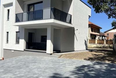 Casă cu 3 camere în Dezmir - 19