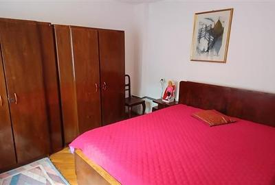 Casă individuală cu 8 camere cu Teren 232 Mp în Rahova - 9