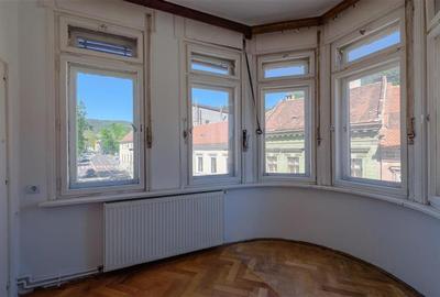 Apartament cu 3 camere decomandat în Centrul Istoric - 25