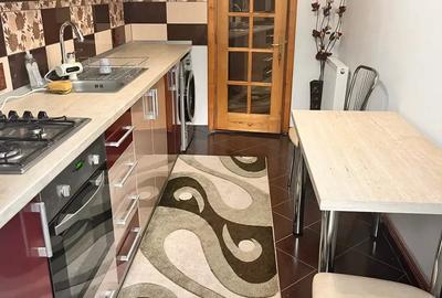 Apartament cu 3 camere decomandat în Central - 9
