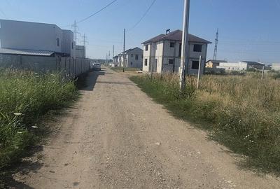 Casă cu 4 camere cu Teren 4 Mp în Mărăcineanu - 6