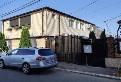 Casă cu Teren 120 Mp în Central