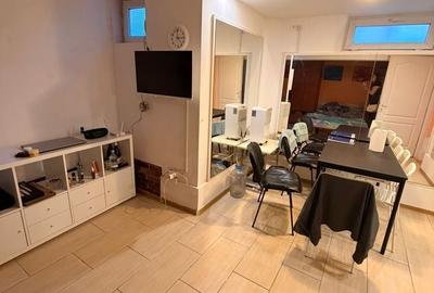 Apartament cu 3 camere în Parcul Carol - 19