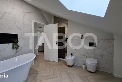 Apartament cu 5 camere decomandat în Cristian - 8