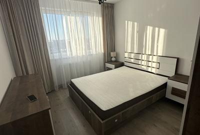 Apartament cu 2 camere decomandat în Tractorul - 8