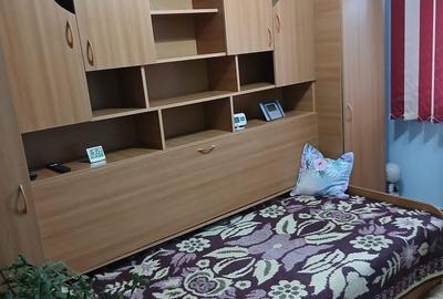 Apartament cu 2 camere decomandat în Exterior Vest