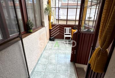 Apartament cu 2 camere semidecomandat, mobilat în Central - 35