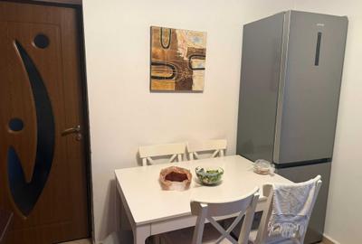 Apartament cu 3 camere în Micro 5 - 1