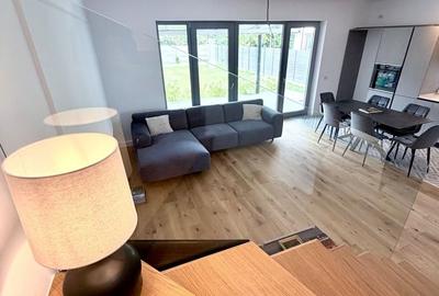 Duplex cu 4 camere cu Canalizare în Moșnița Nouă