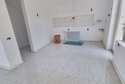 Casă cu 4 camere cu Teren 170 Mp în Central