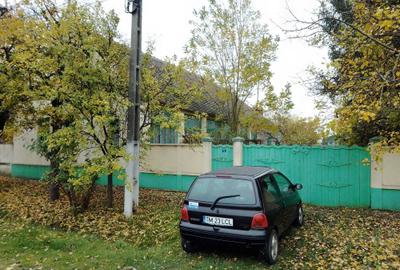 Casă cu 4 camere în Central