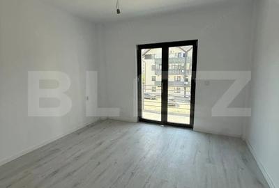 Apartament cu 3 camere decomandat în Filiași