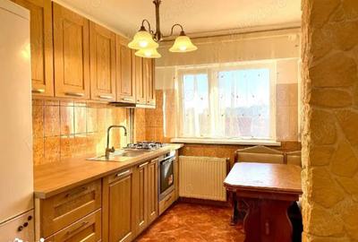 Apartament cu 3 camere decomandat în Centrul Civic
