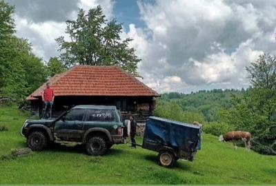 Spațiu comercial, în Pui - 1