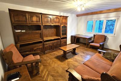 Apartament cu 3 camere decomandat, mobilat în Aviației