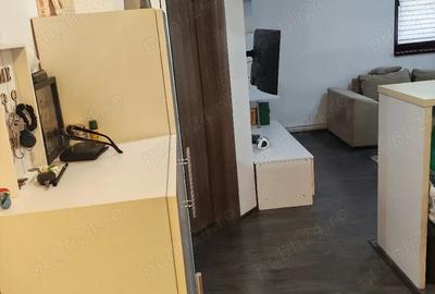 Apartament cu 3 camere decomandat în Chiajna