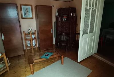 Casă cu 2 camere cu Teren 237 Mp în Central