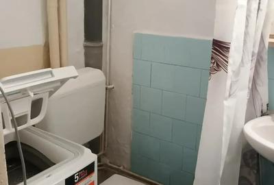 Garsonieră decomandată în Confecții