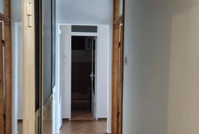 Apartament cu 3 camere decomandat, mobilat în Km 5 - 4