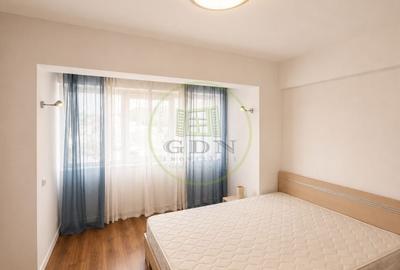 Apartament cu 3 camere decomandat în Centrul Civic - 2