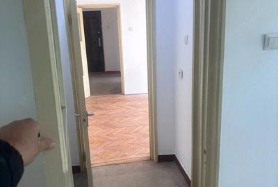 Apartament cu 2 camere semidecomandat în Central - 3