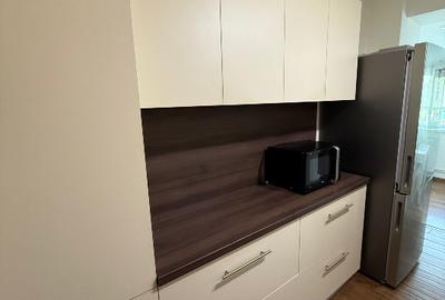 Apartament cu 4 camere semidecomandat, mobilat în Central - 4