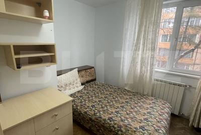 Apartament cu 3 camere semidecomandat, mobilat în Central