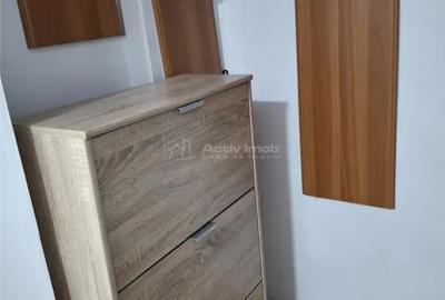 Apartament cu 3 camere semidecomandat în Micro III - 13