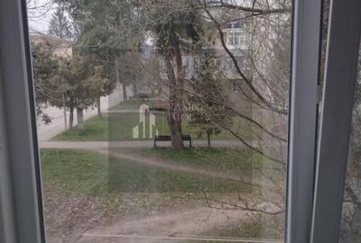 Apartament cu 3 camere decomandat, mobilat în Central - 2