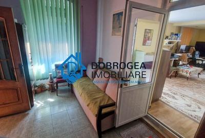 Casă individuală cu 3 camere cu Canalizare în Central - 3