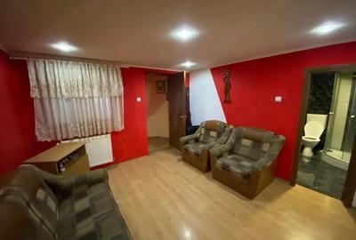 Casă cu 5 camere cu Teren 224 Mp în Giurgiului