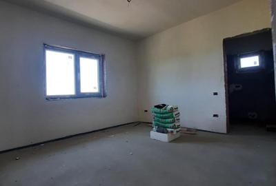 Casă individuală cu 4 camere cu Teren 400 Mp în Săbăreni - 10
