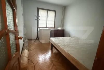 Apartament cu 4 camere decomandat în Central - 2
