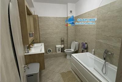 Casă cu 4 camere cu Teren 200 Mp în Central