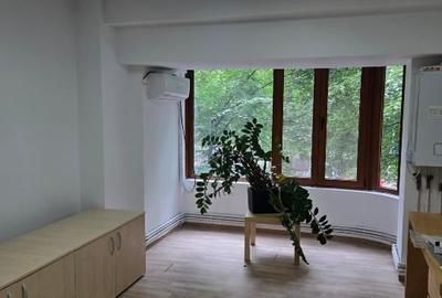 Apartament cu 3 camere semidecomandat în Ultracentral - 6