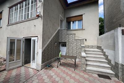 Casă individuală cu 6 camere cu Canalizare în Punctele Cardinale - 7