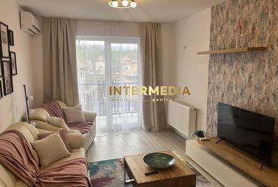 Apartament cu 3 camere decomandat, mobilat în Central