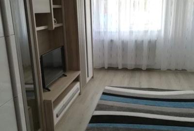 Apartament cu 2 camere decomandat în Turnișor