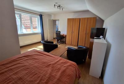 Garsonieră decomandată în Lazaret
