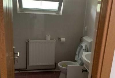 Casă cu 4 camere cu Teren 170 Mp în Central