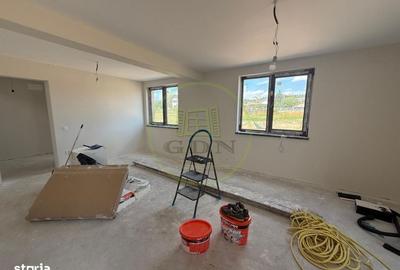Casă cu 4 camere în Bariera Vâlcii